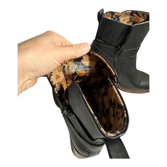 KORKS The Marci bootie 6.5 black stacked heel round toe platform buckle strap - Picture 3 of 14